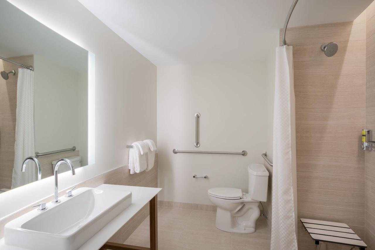Element Denver Downtown East Екстер'єр фото
